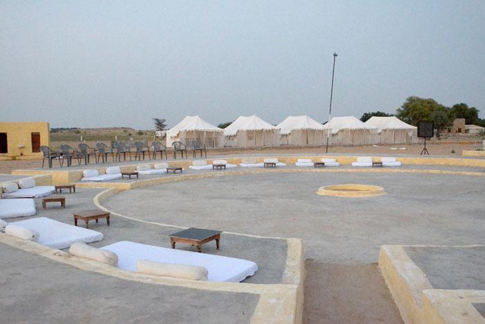 Tofu Hotel & Safari Jaisalmer Buitenkant foto