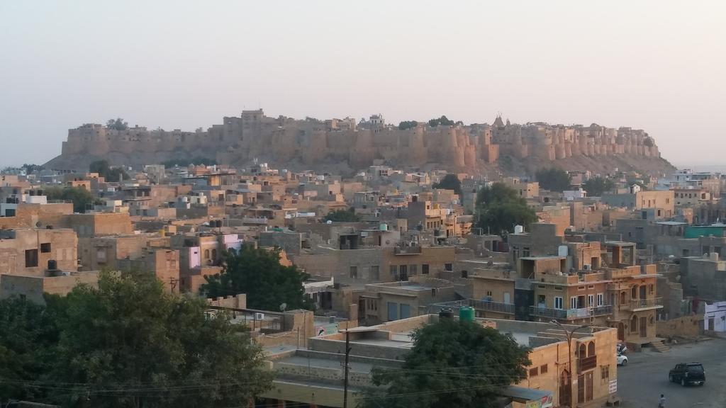 Tofu Hotel & Safari Jaisalmer Buitenkant foto